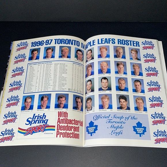 Toronto Maple Leafs Official Magazine 96-97 Maple Leafs Detroit Red Wings Sports - Picture 4 of 9